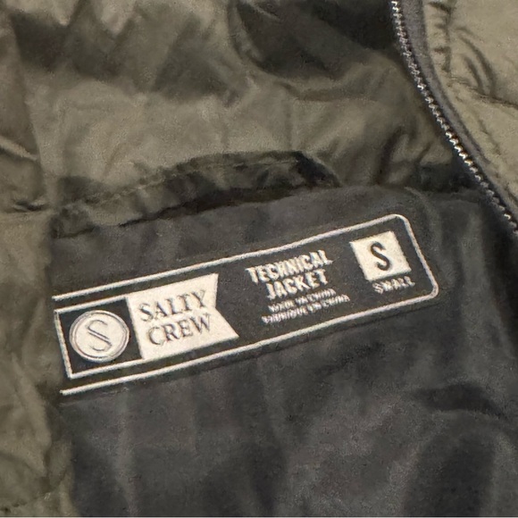 Salty Crew Barrier Vest Military Green Technical Quilted Puffer Utility Small - Picture 7 of 10